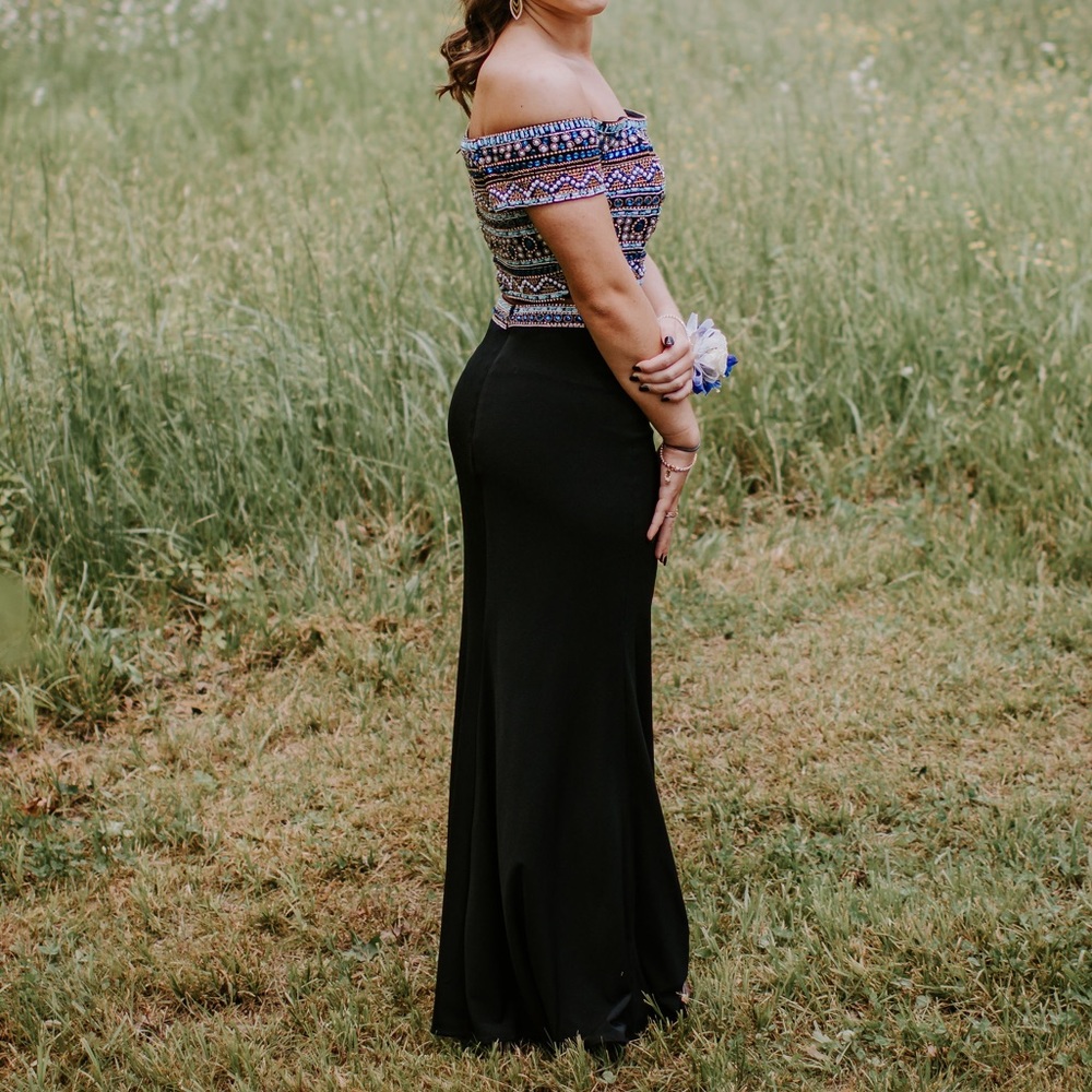 Alyce Paris 2-piece off the shoulder prom dress - Picture 2 of 3